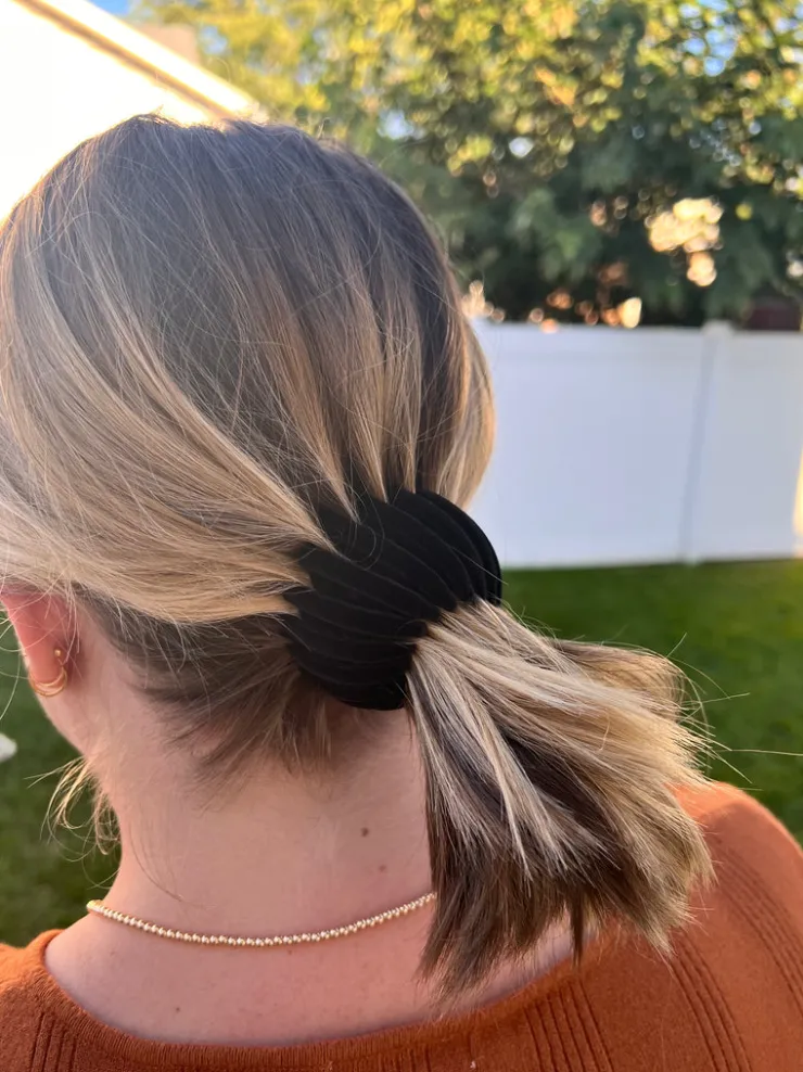 Andi Black Bird Nest Expng Hair Claw