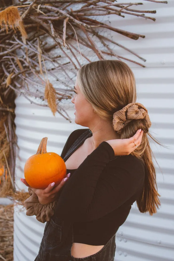 Andi Brown Sugar Jumbo Scrunchie