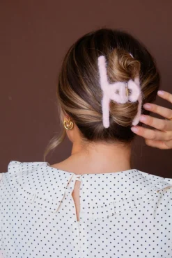 Andi Bubblegum Pink Knit Claw Clip