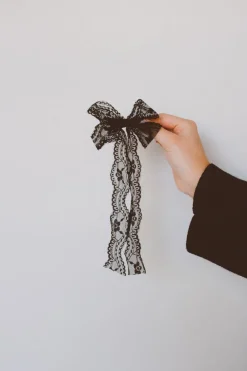 Andi Callie Lace Bow Clip