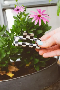 Andi Check Mate Claw Clip