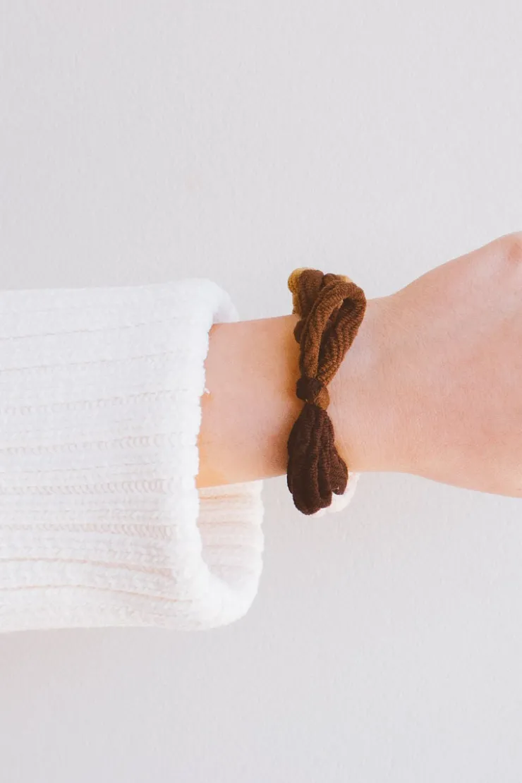 Andi Chunky Looped Hair Tie