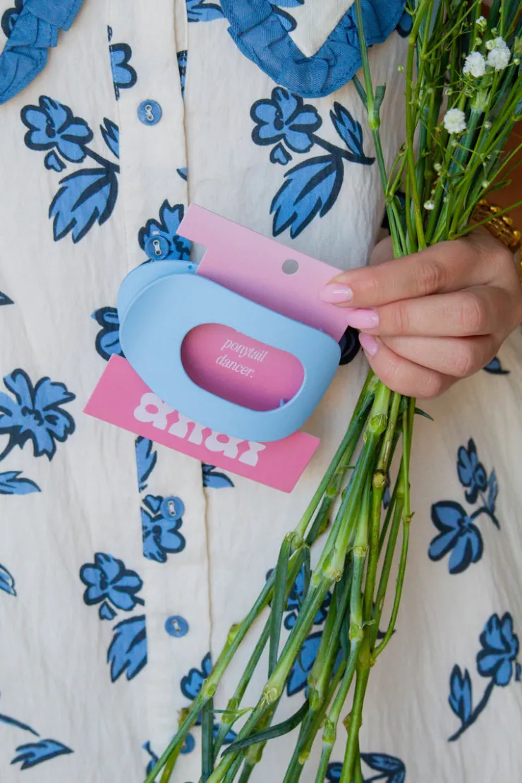 Andi Circle Cutout Flat Claw Clip