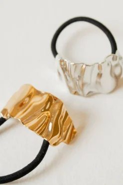 Andi Crinkled Ponytail Cuff