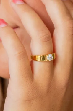 Andi Crystal Everyday Ring