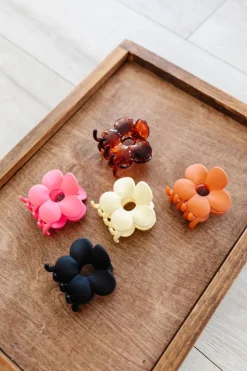 Andi Cutie Flower Claw Clip