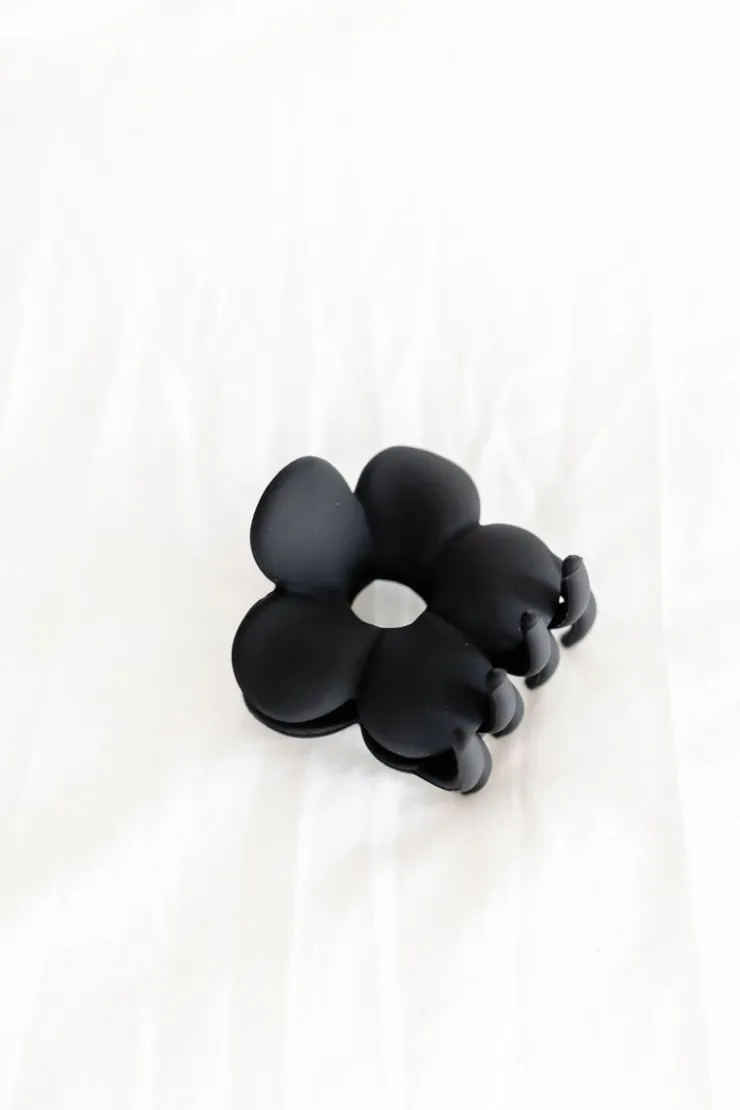 Andi Cutie Flower Claw Clip