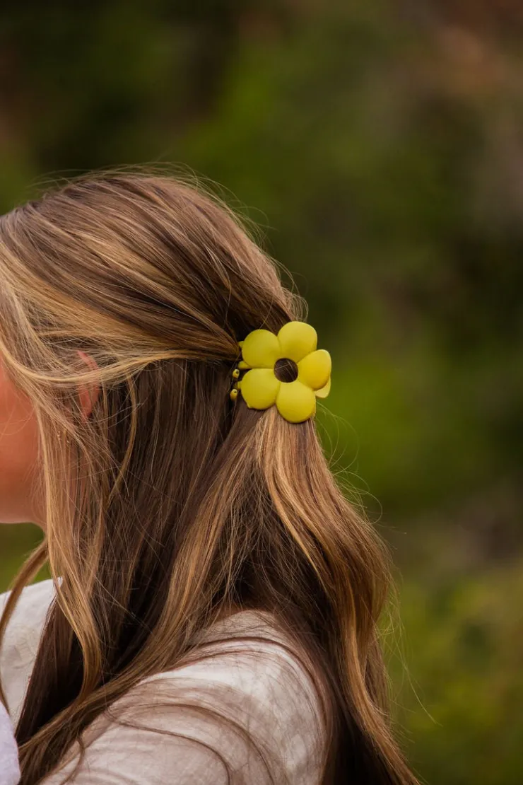 Andi Cutie Flower Claw Clip