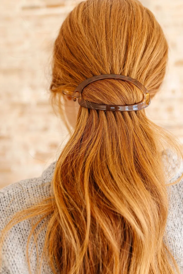 Andi Cutout Oval Clip