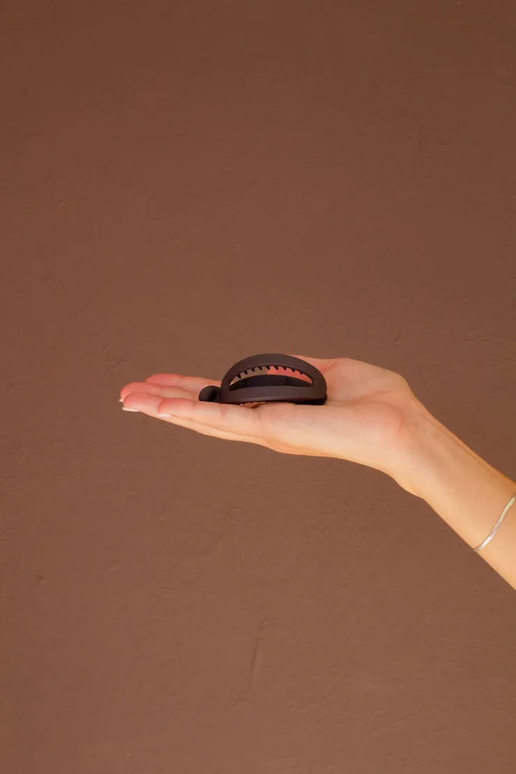 Andi Cutout Ponytail Cuff