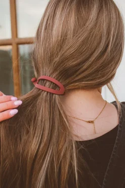 Andi Cutout Ponytail Cuff