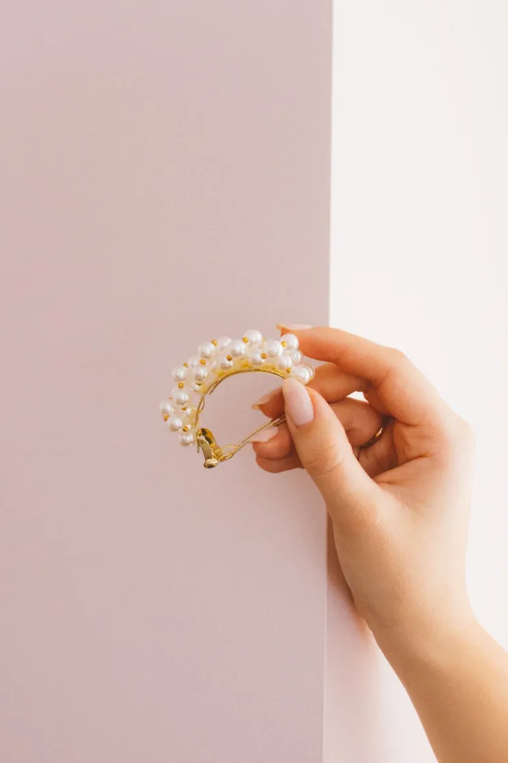 Andi Dorothy Pearl Ponytail Clip