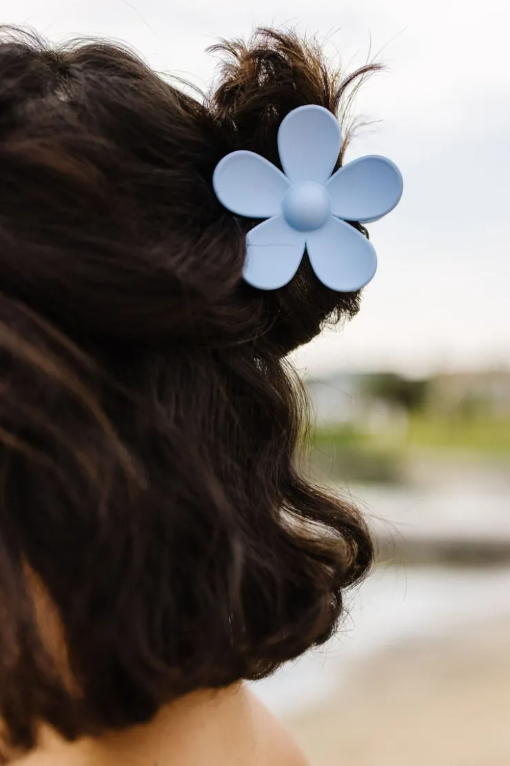 Andi Flower Claw Clip