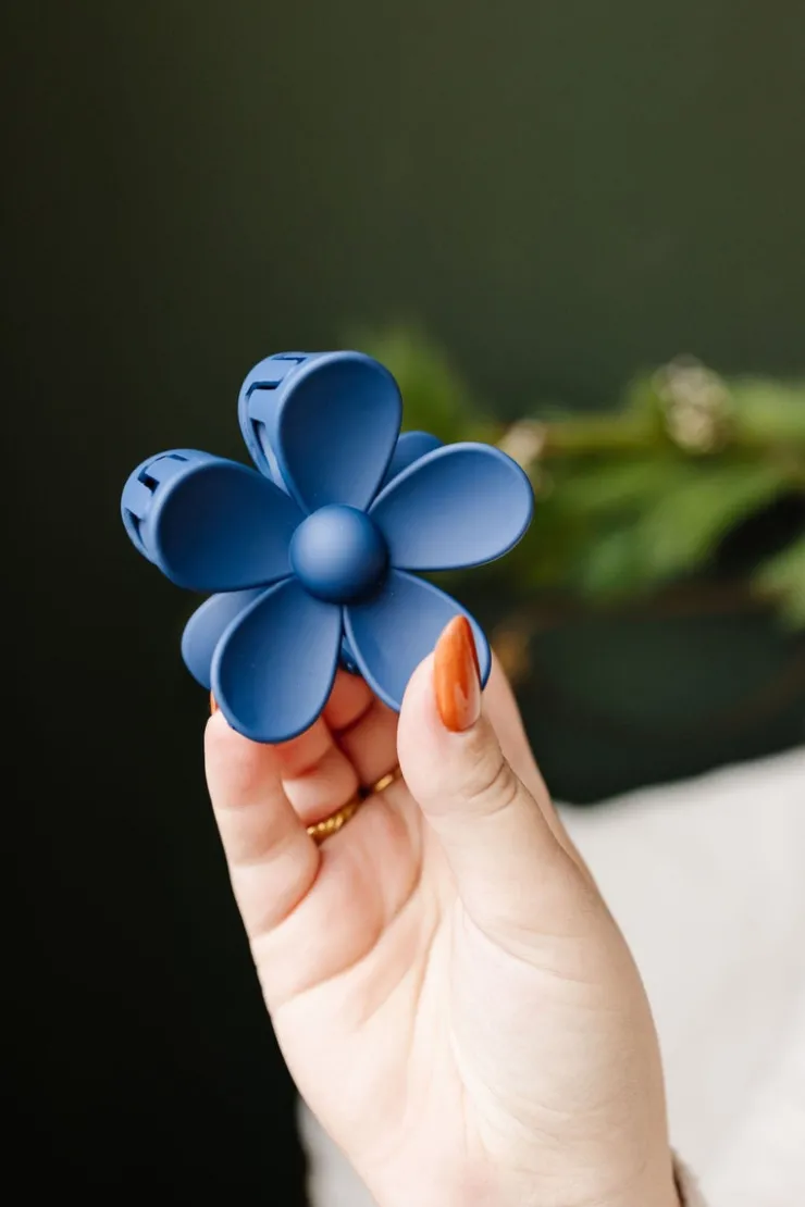 Andi Flower Claw Clip