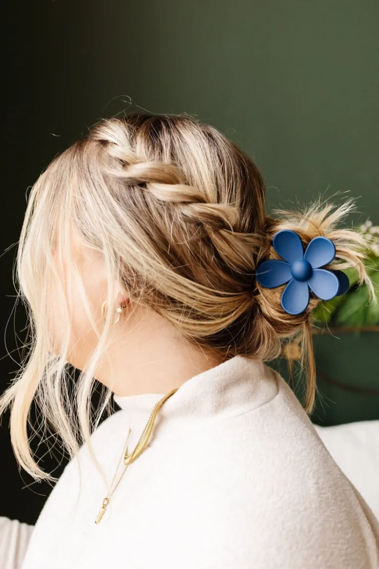 Andi Flower Claw Clip