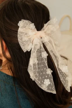 Andi Guinevere Lace Bow