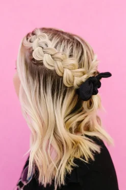 Andi Hexagon Athletic Scrunchie in Black