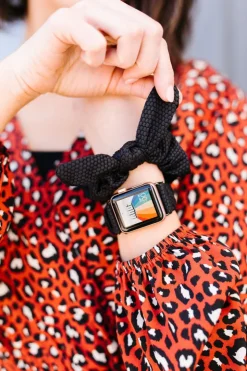 Andi Hexagon Athletic Scrunchie in Black