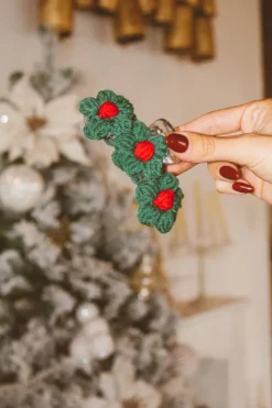 Andi Knitted Petals Claw Clip