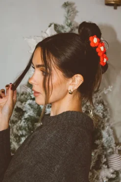 Andi Knitted Petals Claw Clip