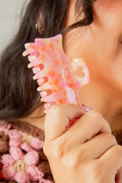 Andi Lottie Claw Clip