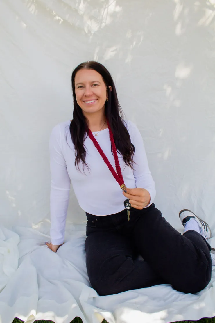 Andi Maroon Linen Lanyard