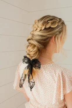 Andi Martha Bow Barrette