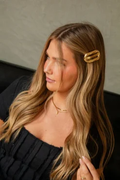 Andi Metal Oval Barrette