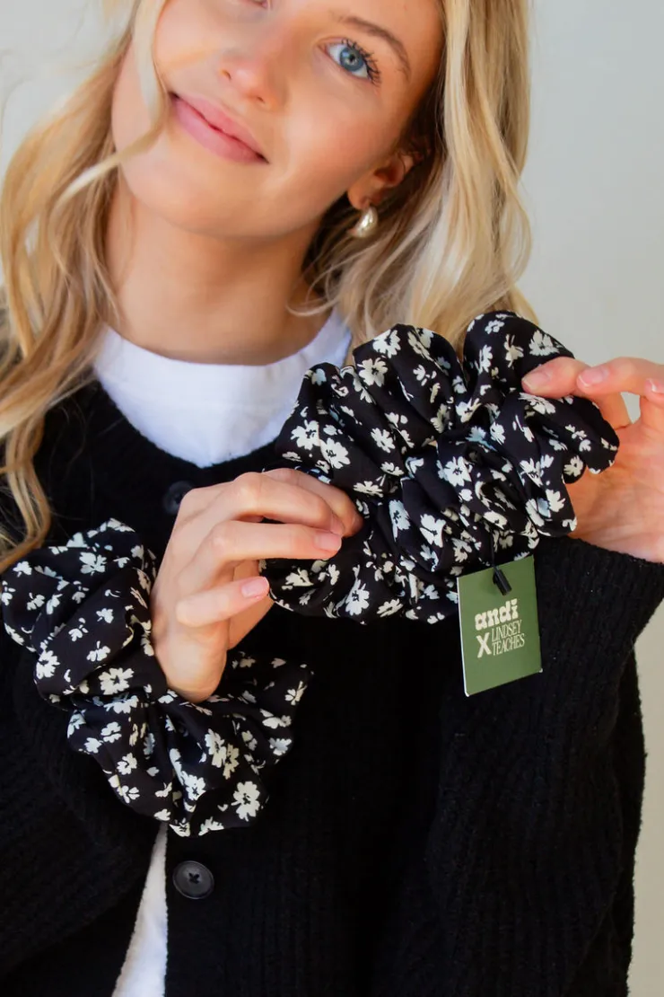 Andi Onyx Floral Jumbo Scrunchie