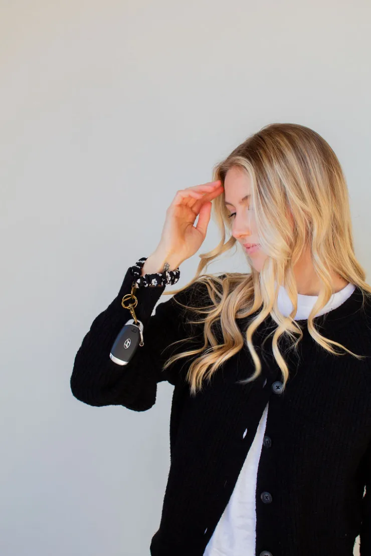 Andi Onyx Floral Keychain