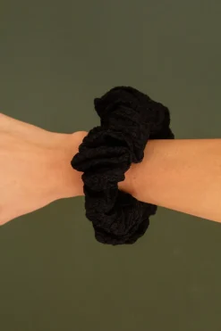 Andi Onyx Jumbo Scrunchie