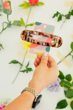 Andi Oversized Flat Claw Clip