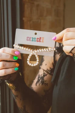 Andi Pearl Swirl Claw Clip