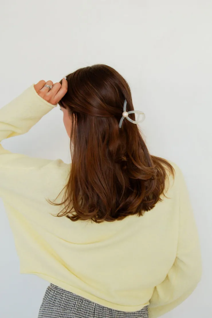 Andi Pearly Loop Claw Clip