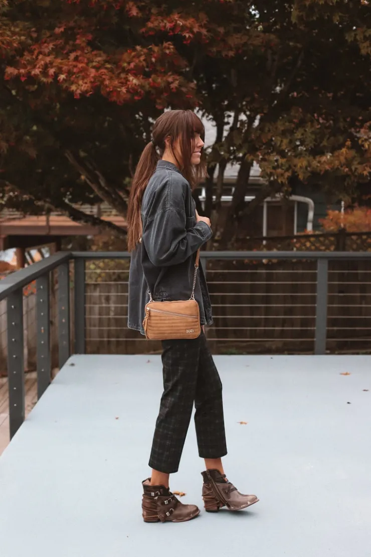 Andi Pocket Bag in Oak
