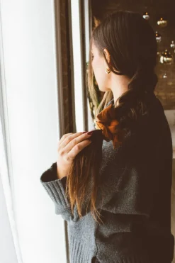 Andi Puffer Bow Scrunchie