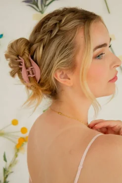 Andi Rainbow Claw Clip