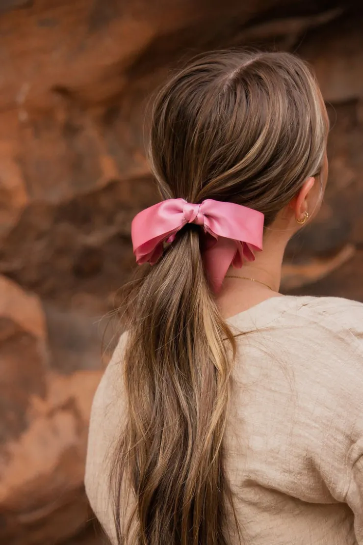 Andi Ribbon Banana Claw Clip