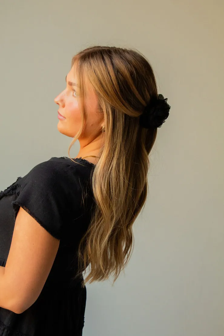 Andi Rose Ruffle Claw Clip