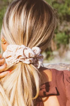 Andi Sawyer Jumbo Scrunchie