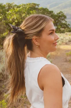 Andi Sheer Bow Banana Claw Clip