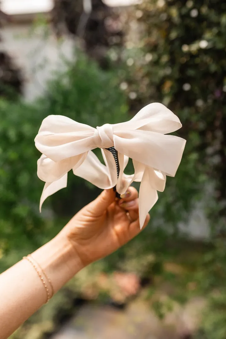 Andi Sheer Bow Banana Claw Clip