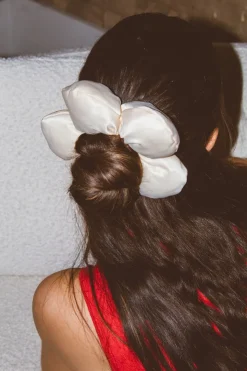 Andi SnowBall Scrunchie