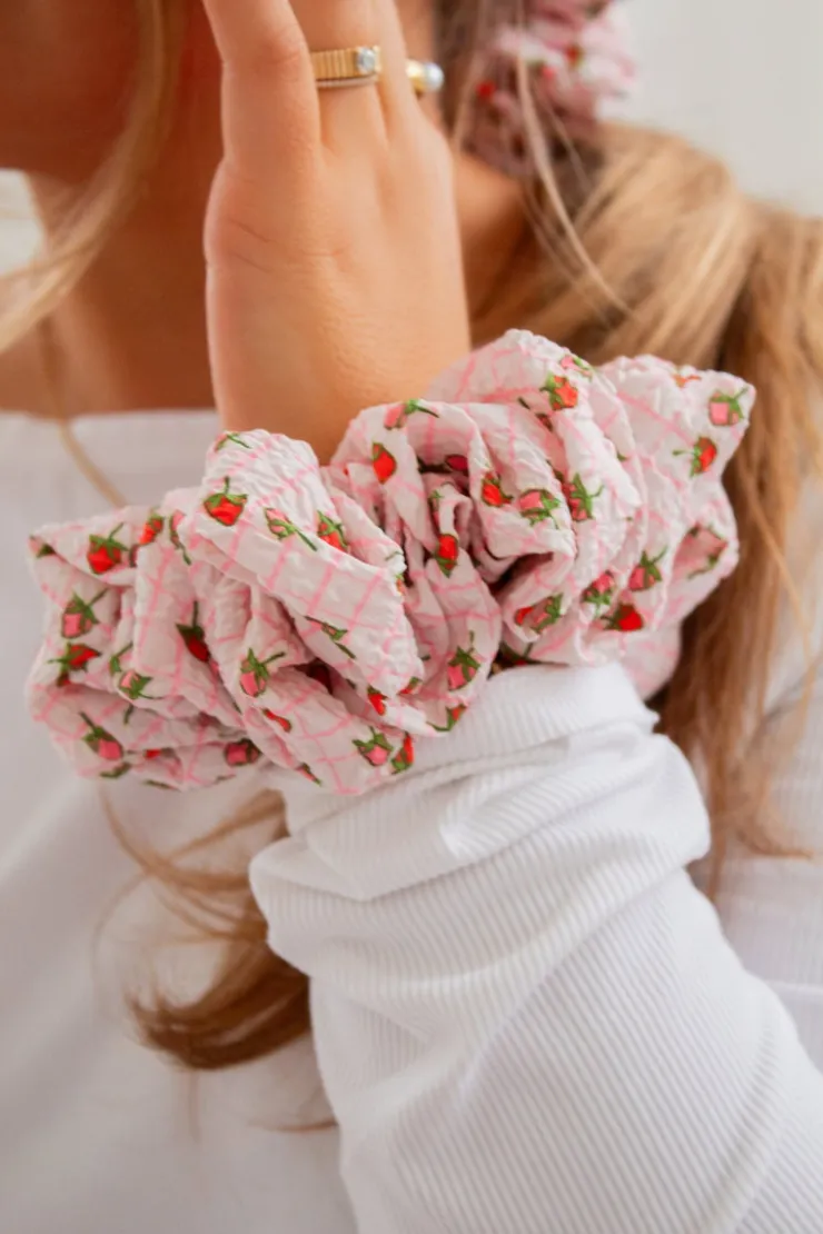 Andi Strawberry Fields Scrunchie