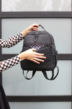 Andi the 1 Full Size in Matte Black