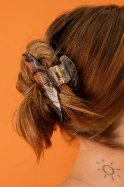 Andi Widow's Weeds Claw Clip